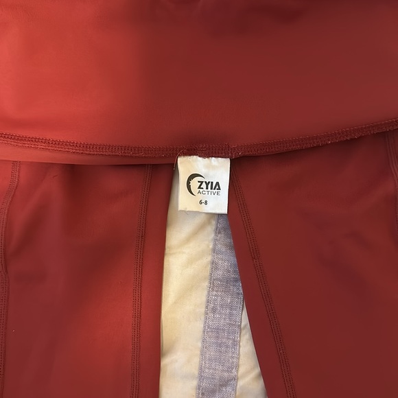 Zyia Leggings - Picture 3 of 5